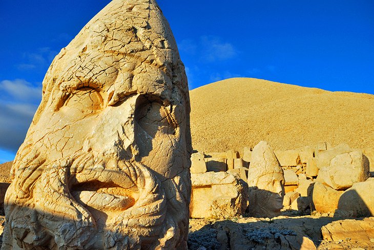 Mount Nemrut (Nemrut Dagi)