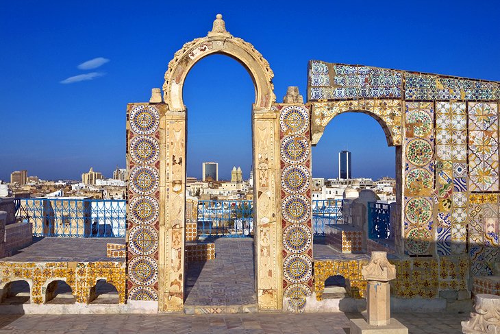 tunis tourist area