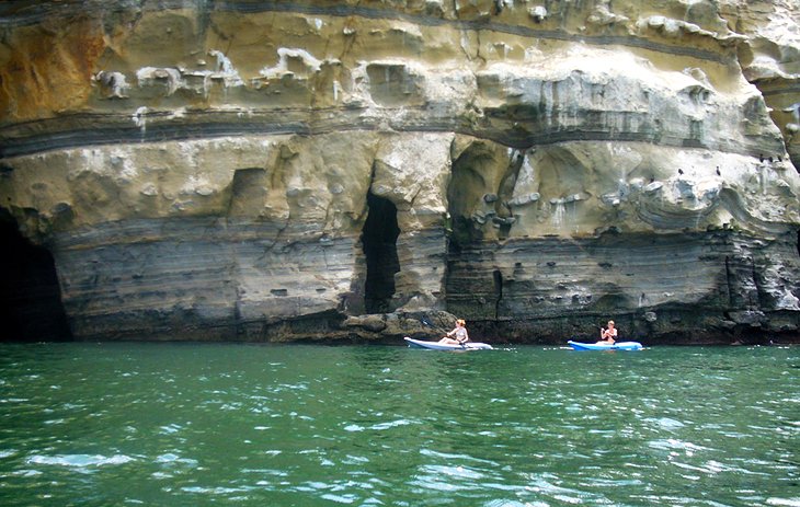 Kayak the La Jolla Sea Caves