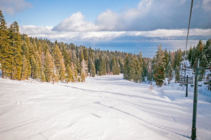 8 estaciones de esquí mejor calificadas en Lake Tahoe