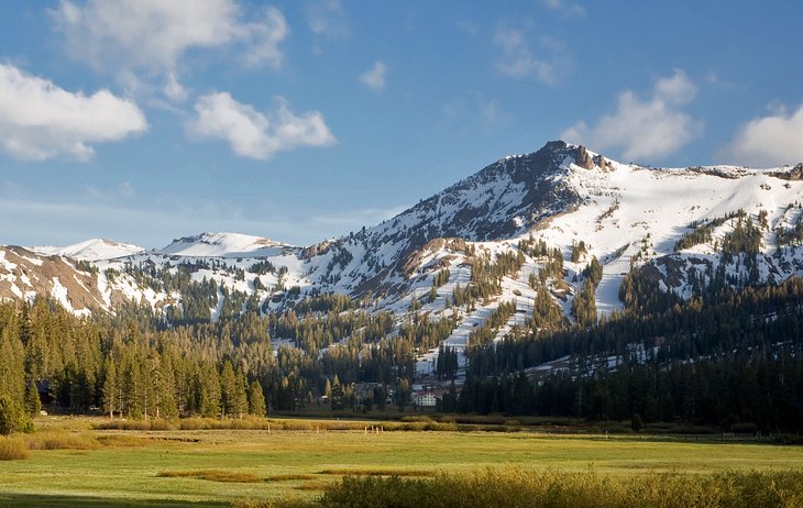 8 estaciones de esquí mejor calificadas en Lake Tahoe