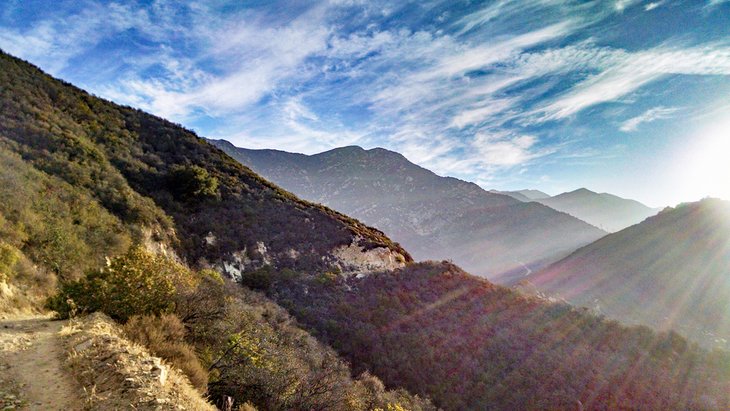 10 rutas de senderismo mejor valoradas en Santa Bárbara 10 rutas de senderismo mejor valoradas en Santa Bárbara