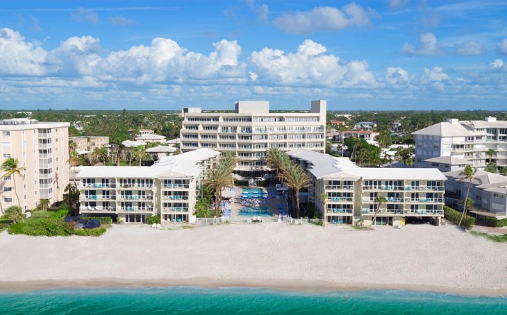 Photo Source: Edgewater Beach Hotel
