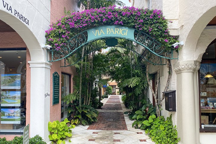 Cabas Palm Beach Men OBSOLETES DO NOT TOUCH LOUIS VUITTON #56 Cabas Palm Beach Men OBSOLETES DO NOT TOUCH LOUIS VUITTON