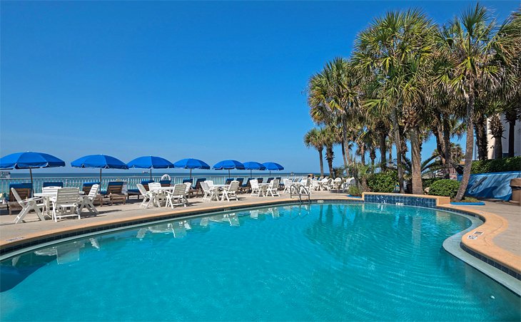 Photo Source: Beachcomber By The Sea