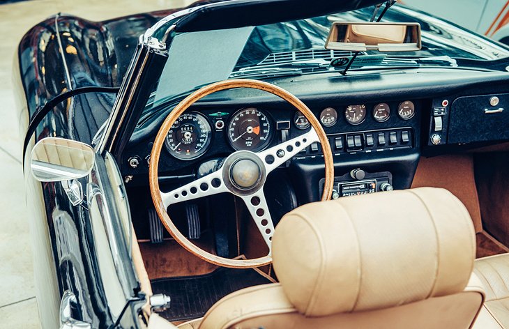 Retro vehicle interior