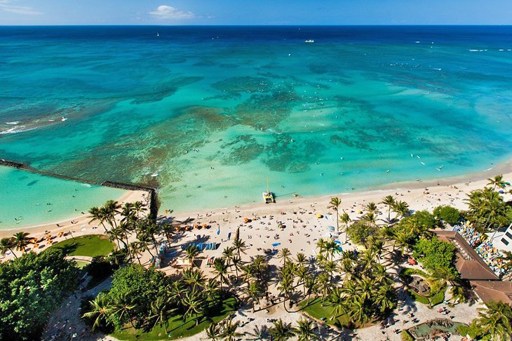 Photo Source: Hyatt Regency Waikiki Beach Resort & Spa