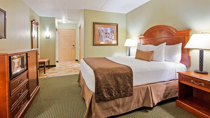 Photo Source: Best Western Plus Longbranch Hotel & Convention Center