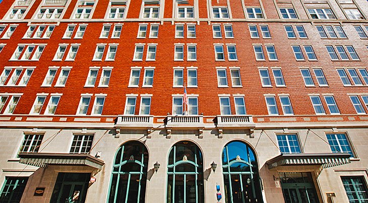 Photo Source: Hotel Julien Dubuque