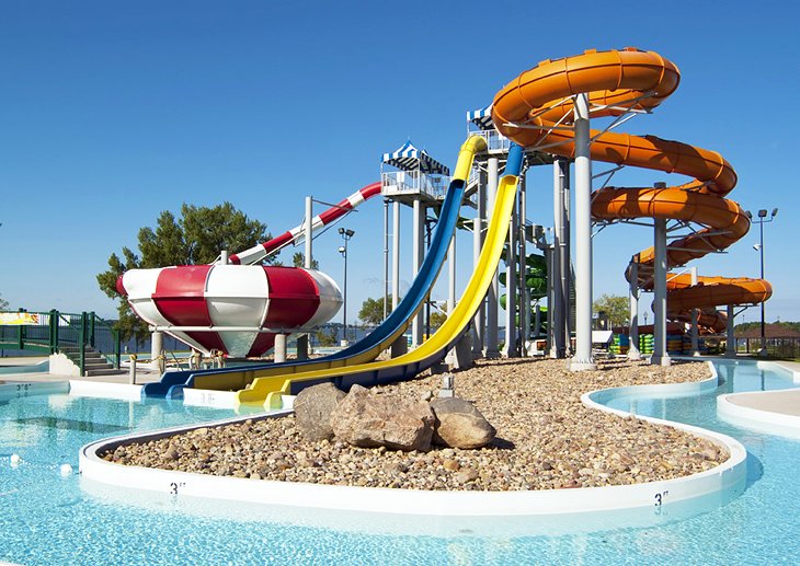 Photo Source: King's Pointe Waterpark Resort