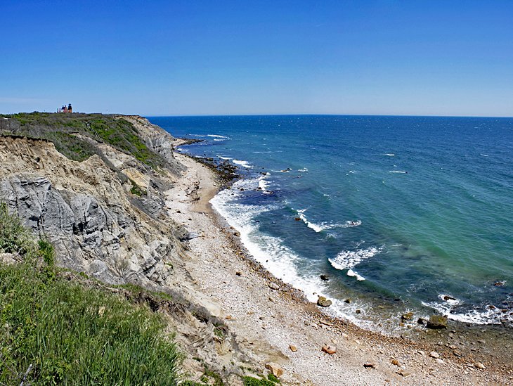 Mohegan Bluffs, Rhode Island