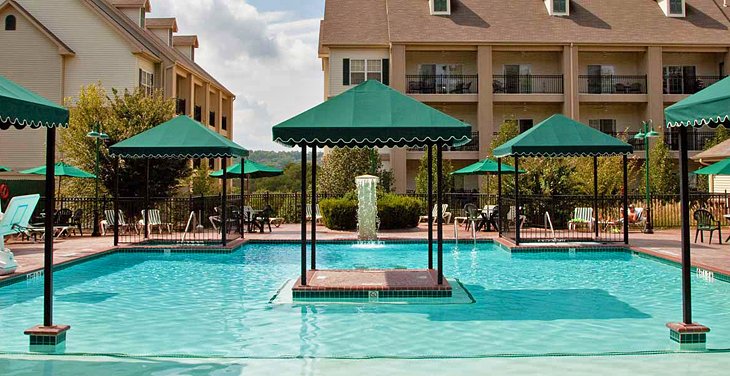 Photo Source: French Quarter Resort