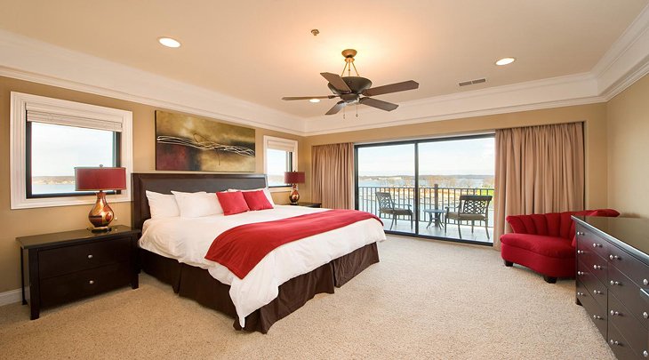 Photo Source: Camden on the Lake Resort