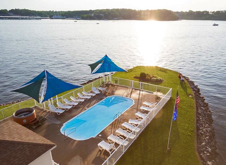 Photo Source: Robin's Resort
