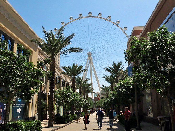 High Roller Ferris Wheel on the Linq