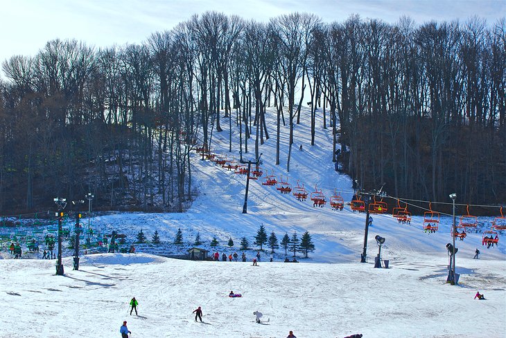 Perfect North Slopes ski area