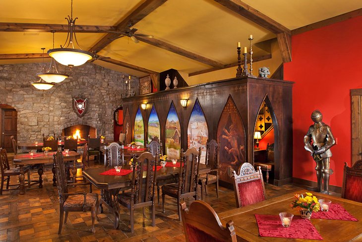 Photo Source: Ravenwood Castle