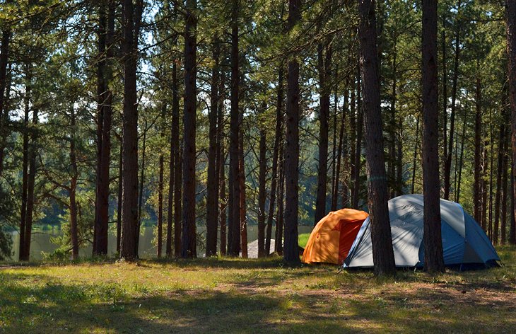 12 campamentos mejor calificados en Dakota del Sur