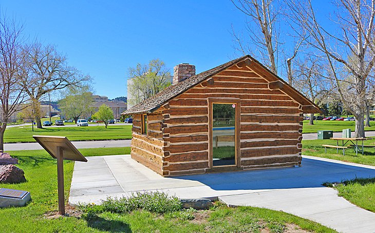 Journey Museum's Pap Madison Cabin