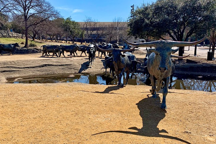 Dallas Cattle Drive Sculptures à Pioneer Plaza