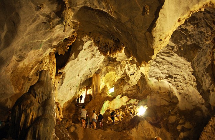 Natural Bridge Caverns & The Canopy Challenge et tyroliennes