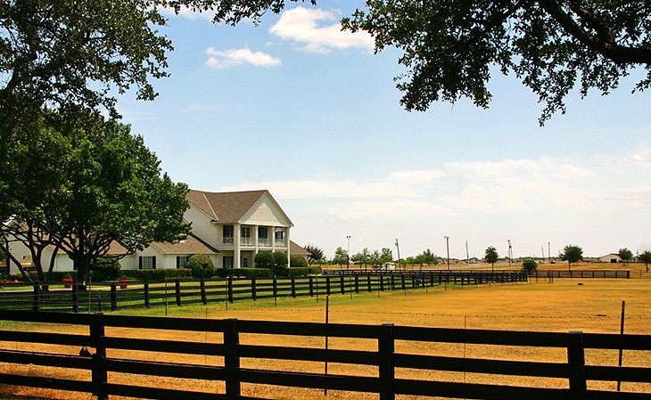 Soap Opera Superstar: Southfork Ranch