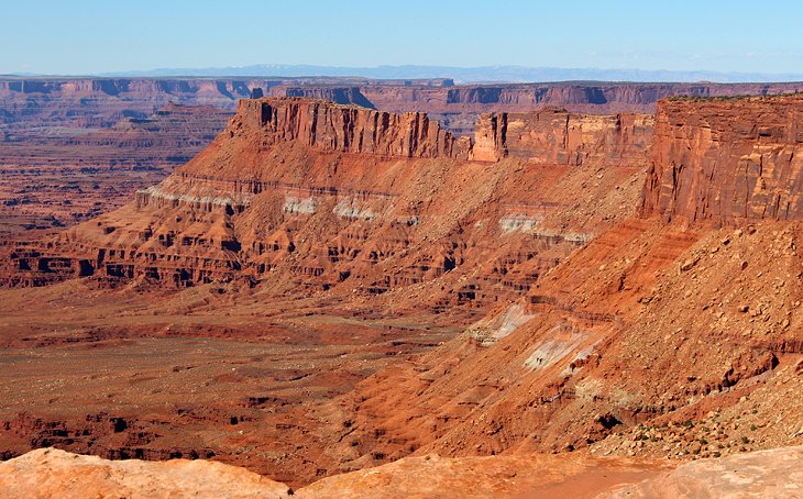 Late afternoon at Needles Overlook