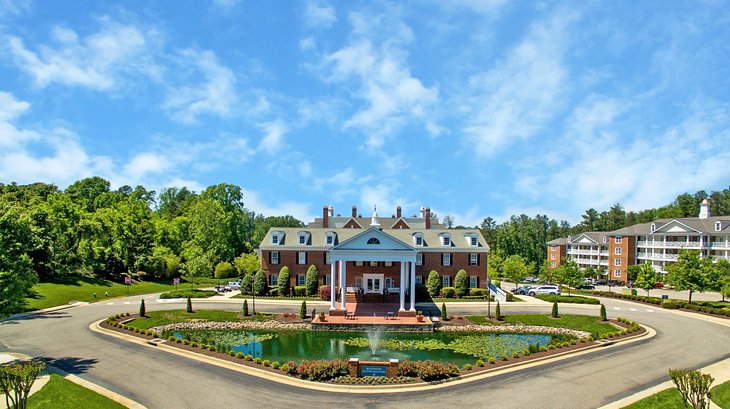 Photo Source: Holiday Inn Club Vacations Williamsburg Resort