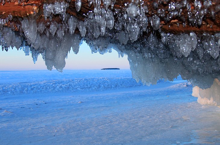 Grottes de glace sur le lac Supérieur près de Bayfield