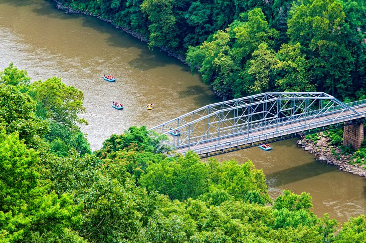 5 mejores ríos de rafting en aguas bravas en Virginia Occidental