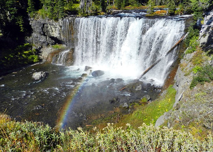 12 rutas de senderismo mejor valoradas en el Parque Nacional de Yellowstone 12 rutas de senderismo mejor valoradas en el Parque Nacional de Yellowstone