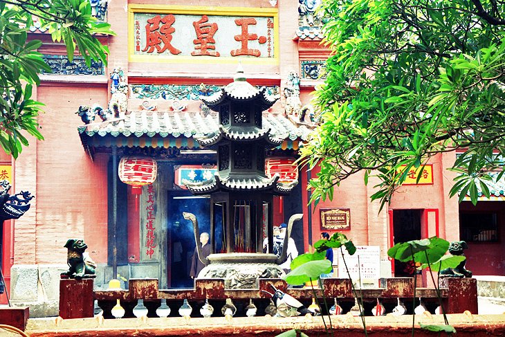 Jade Emperor Pagoda