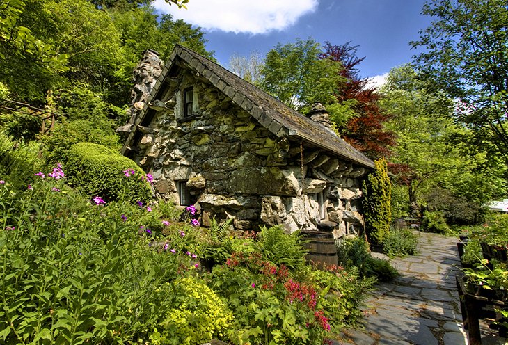 Betws-y-Coed and The Ugly House