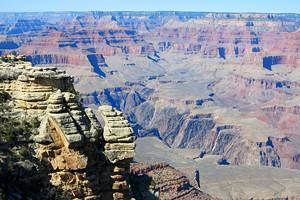 Grand Canyon: 10 Top Attractions, Best Tours, and Where to Stay at the South Rim
