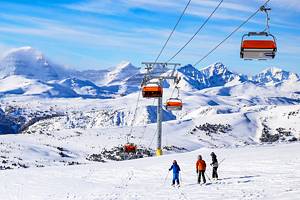6 Best Ski Resorts in Alberta