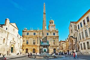 11 Top Tourist Attractions in Arles & Easy Day Trips