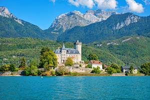 Best Lakes in France