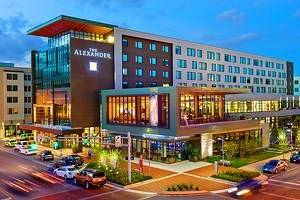 16 Top-Rated Hotels in Indianapolis