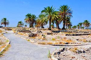 Exploring Megiddo: A Visitor's Guide