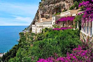 14 Top-Rated Resorts on the Amalfi Coast