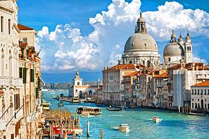 Exploring the Grand Canal in Venice: 20 Top Attractions