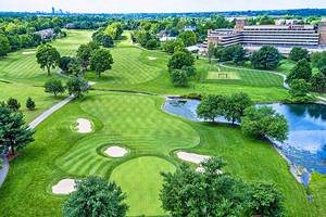 16 Best Resorts & Hotels in Kentucky