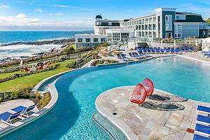14 Top-Rated Resorts in Maine
