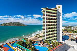 10 Best Resorts in Mazatlan