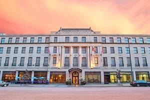 18 Top-Rated Hotels in Omaha, NE