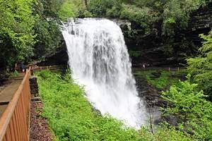12 Top-Rated Waterfalls in North Carolina