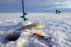 12 Best Ice Fishing Lakes in Ohio