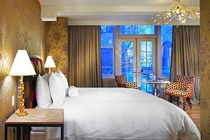Where to Stay in Toronto: Best Areas & Hotels