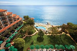 16 Best Holiday Resorts in Portugal