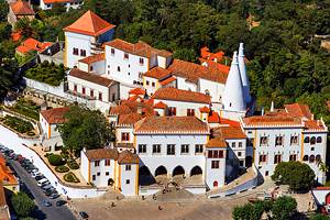 Visiting the Palácio Nacional de Sintra: 10 Top Attractions